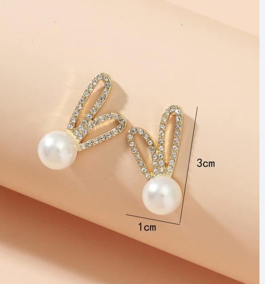 Bunny Pearl Sparkle Stud Earrings